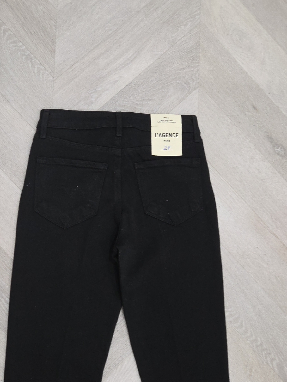 L'AGENCE Bell High Rise Flare Jeans In Noir, Size 24, NWT - Picture 6 of 9